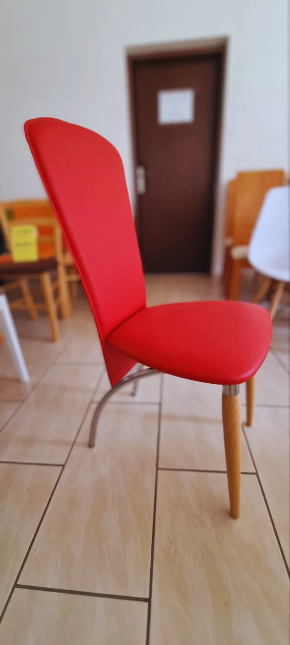 Jedálenská stolička 900/BETTY