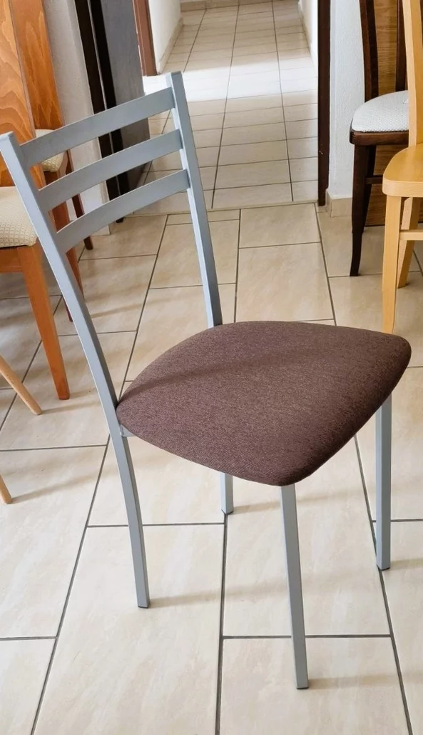 Jedálenská stolička QUADRO KOV