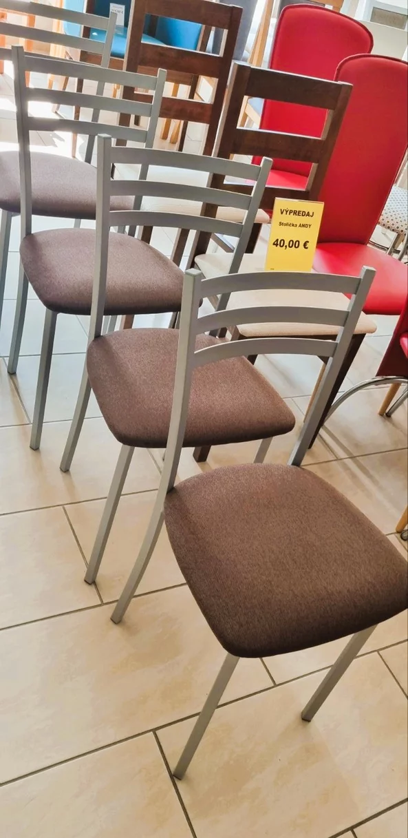 Jedálenská stolička QUADRO KOV